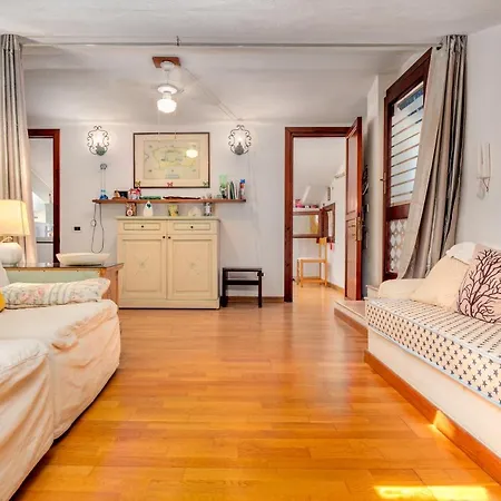 Sul Mare A Santa Teresa Holiday home *