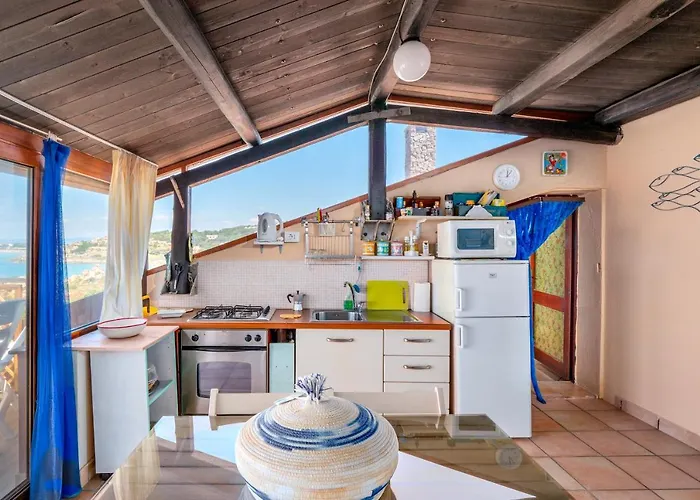 Sul Mare A Santa Teresa Санта-Тереза-Галлура