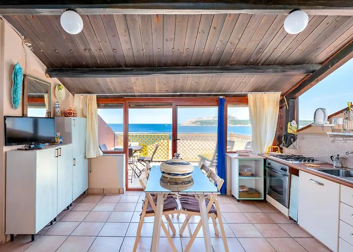 Sul Mare A Santa Teresa * Санта-Тереза-Галлура